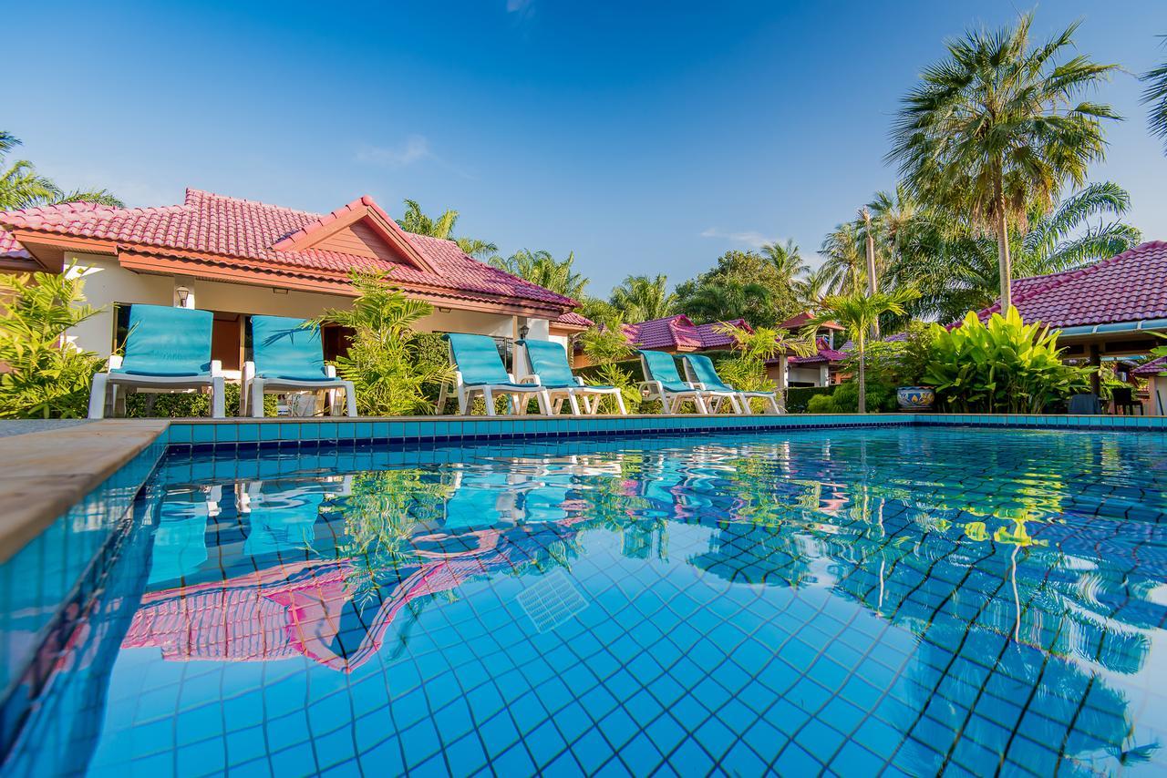 Tananza Resort & Homestay Phuket Nai Harn Kültér fotó
