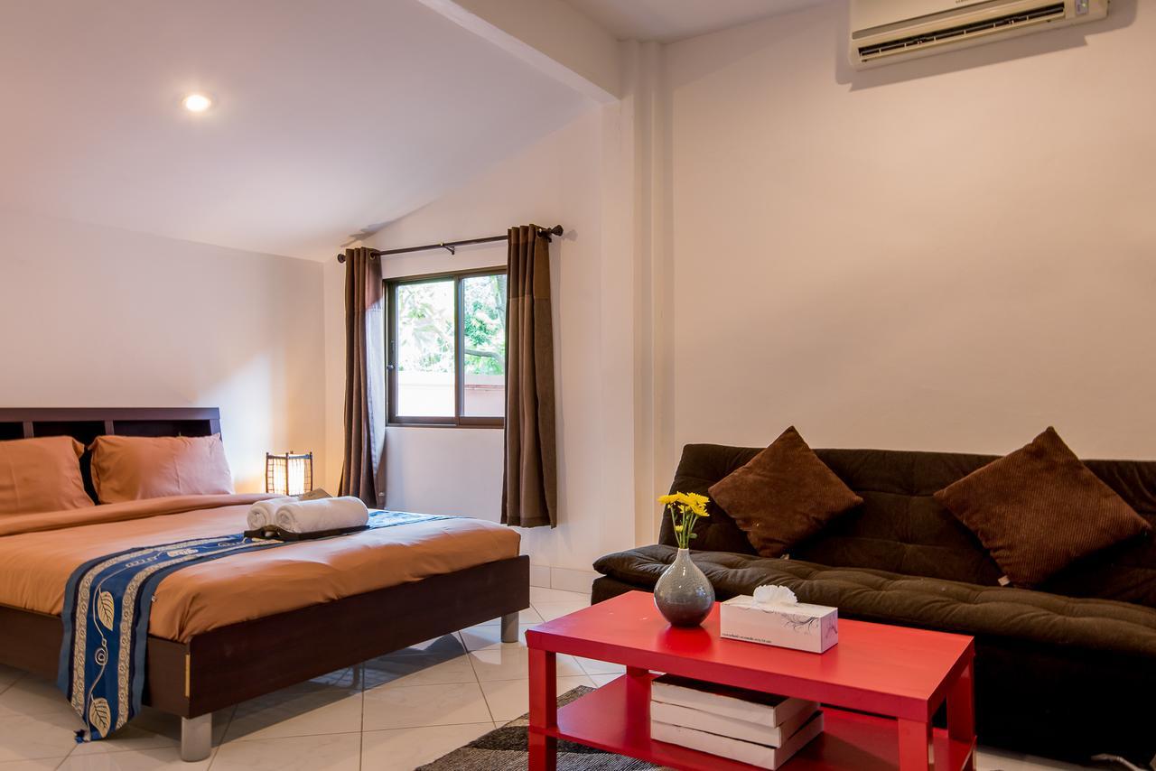 Tananza Resort & Homestay Phuket Nai Harn Kültér fotó